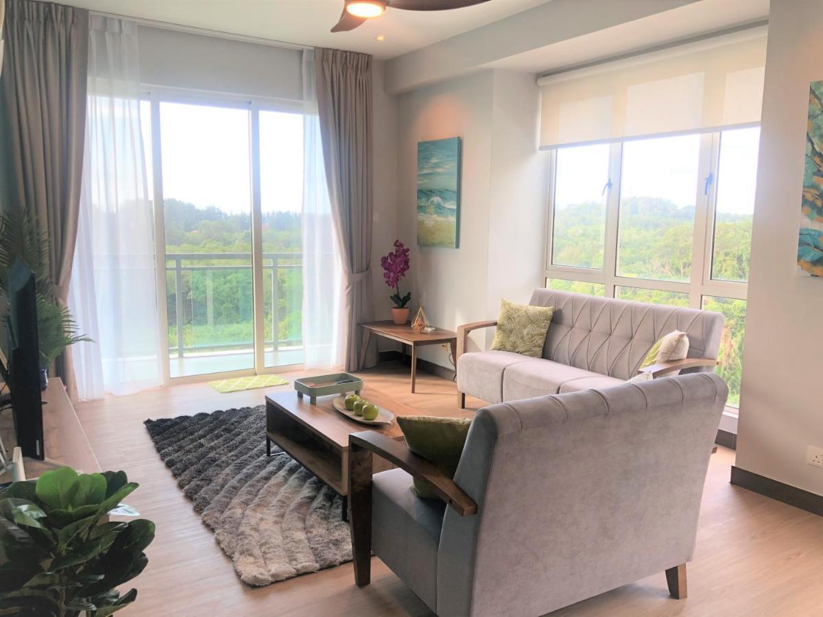 Santubong Suites B Just Like Home Damai Kuching Kültér fotó