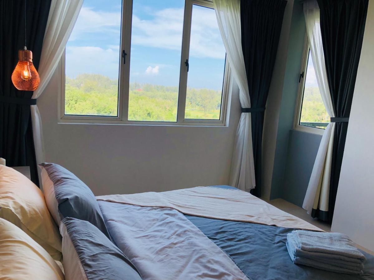 Santubong Suites B Just Like Home Damai Kuching Kültér fotó